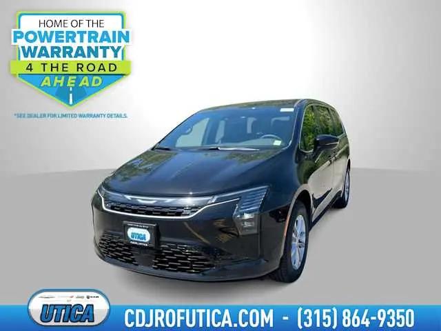 2027 Chrysler Pacifica Select for sale in Yorkville, NY