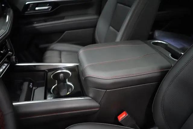 2025 Chevrolet Tahoe 4WD RST
