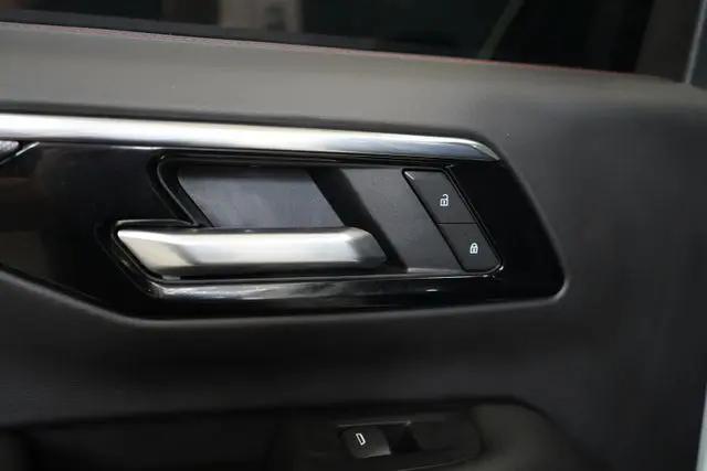 2025 Chevrolet Tahoe 4WD RST