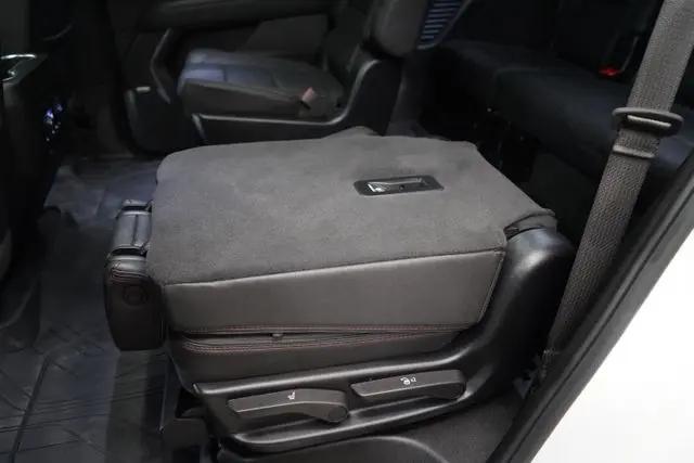 2025 Chevrolet Tahoe 4WD RST