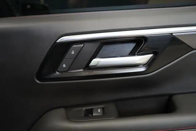 2025 Chevrolet Tahoe 4WD RST