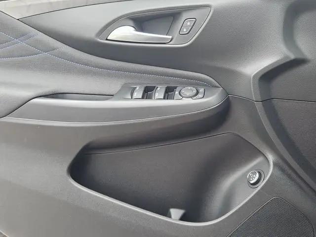 2026 Buick NV Sport Touring FWD