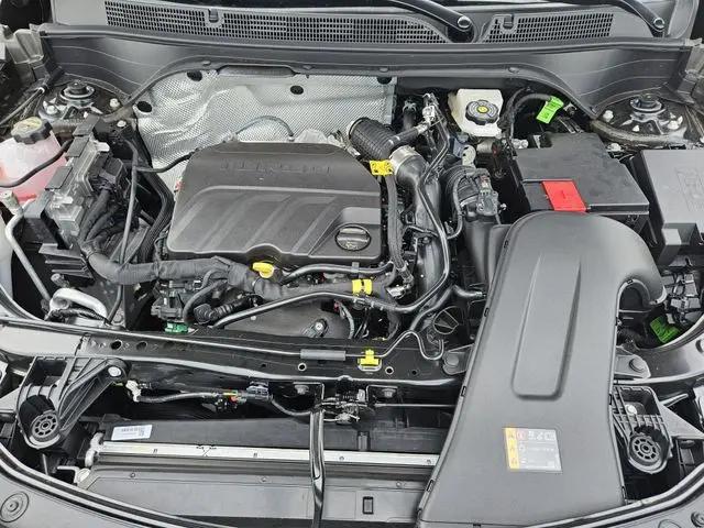 2026 Buick NV Sport Touring FWD