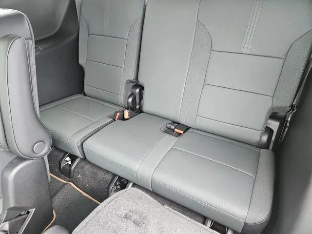 2026 GMC Acadia AT4 AWD