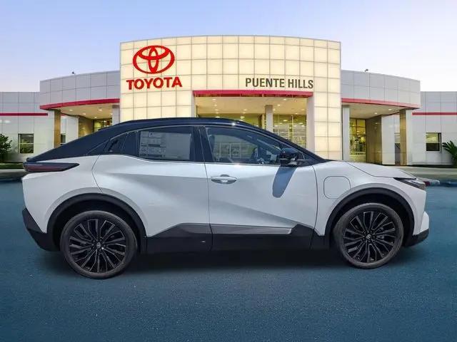 2026 Toyota C-HR XSE