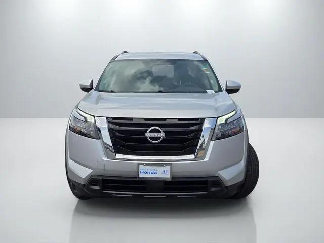 2024 Nissan Pathfinder SV FWD