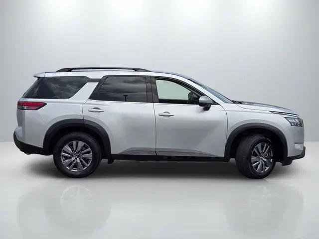 2024 Nissan Pathfinder SV FWD