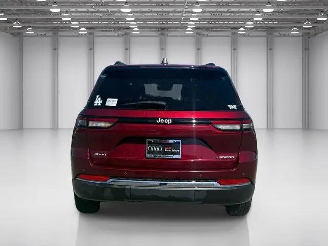 2024 Jeep Grand Cherokee Laredo X 4x4