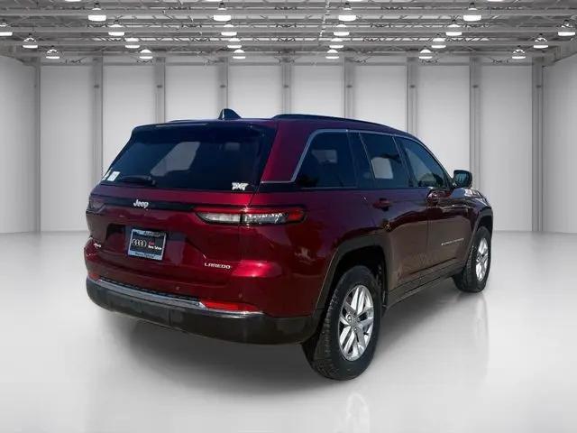 2024 Jeep Grand Cherokee Laredo X 4x4