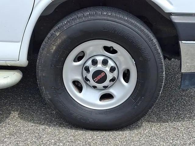 2025 GMC Savana Cargo RWD 2500 Regular Wheelbase Work Van