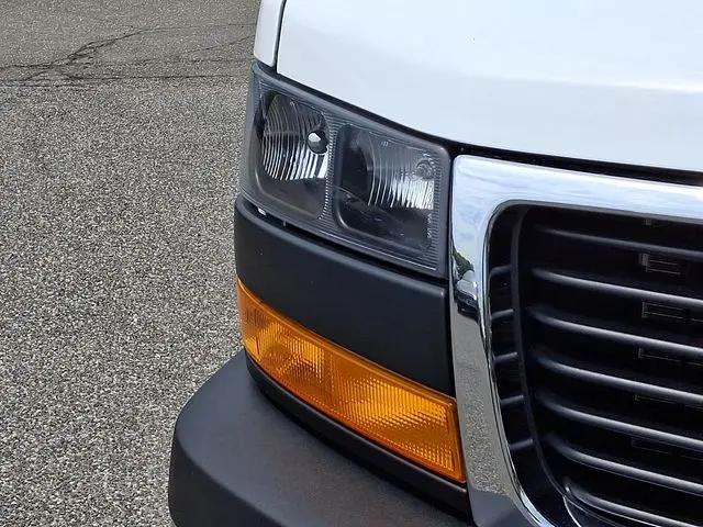 2025 GMC Savana Cargo RWD 2500 Regular Wheelbase Work Van