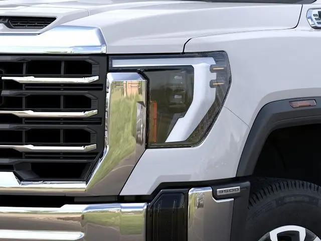 2026 GMC Sierra 3500HD Crew Cab, Long Bed, SLE Dual Rear Wheel, 4WD