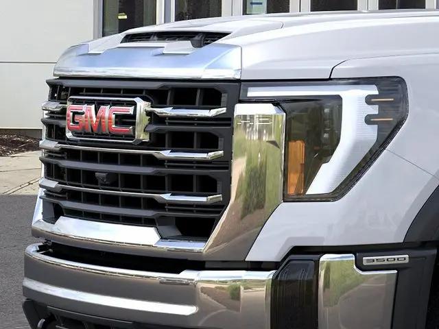 2026 GMC Sierra 3500HD Crew Cab, Long Bed, SLE Dual Rear Wheel, 4WD