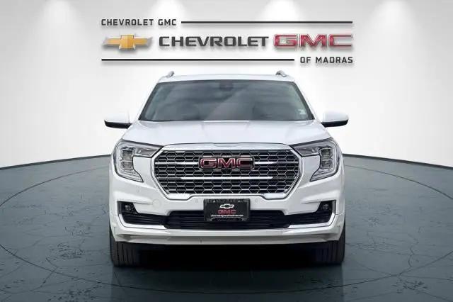 2023 GMC Terrain AWD Denali