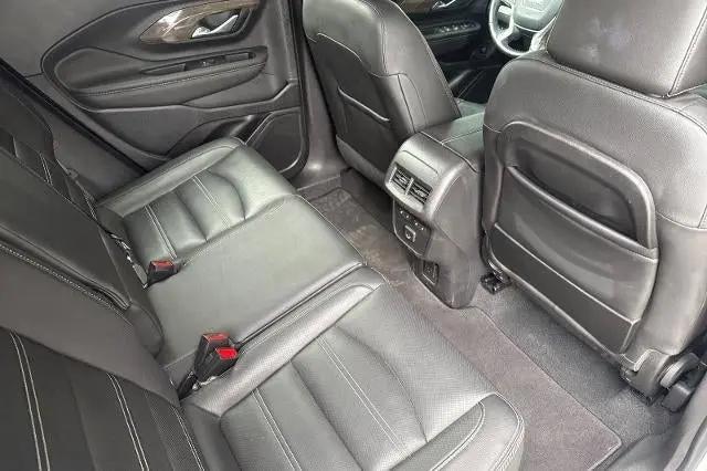 2023 GMC Terrain AWD Denali