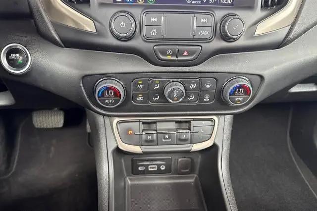2023 GMC Terrain AWD Denali