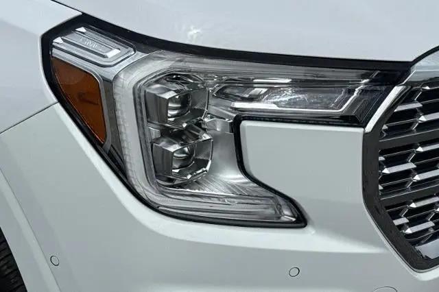 2023 GMC Terrain AWD Denali
