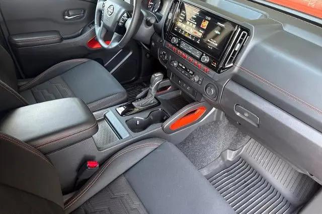 2025 Nissan Frontier Crew Cab PRO-4X 4x4