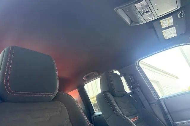 2025 Nissan Frontier Crew Cab PRO-4X 4x4