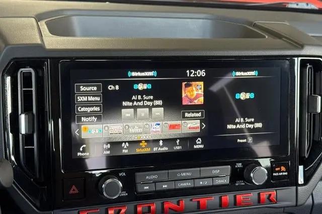 2025 Nissan Frontier Crew Cab PRO-4X 4x4
