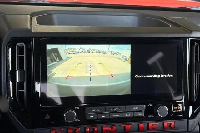 2025 Nissan Frontier Crew Cab PRO-4X 4x4