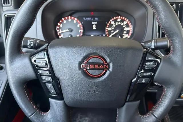 2025 Nissan Frontier Crew Cab PRO-4X 4x4