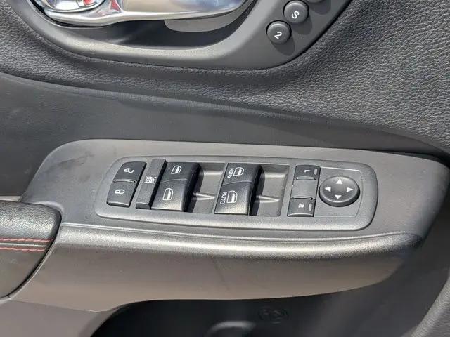 2020 Jeep Cherokee Trailhawk Elite