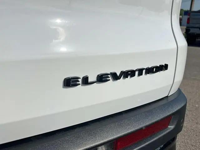 2026 GMC Acadia Elevation FWD