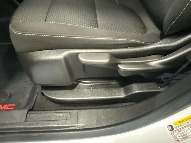 2023 GMC Acadia FWD SLE