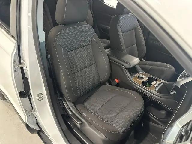 2023 GMC Acadia FWD SLE