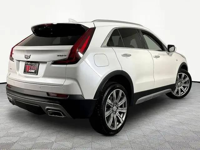 2023 Cadillac XT4 AWD Premium Luxury