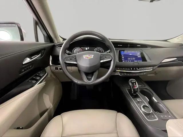 2023 Cadillac XT4 AWD Premium Luxury
