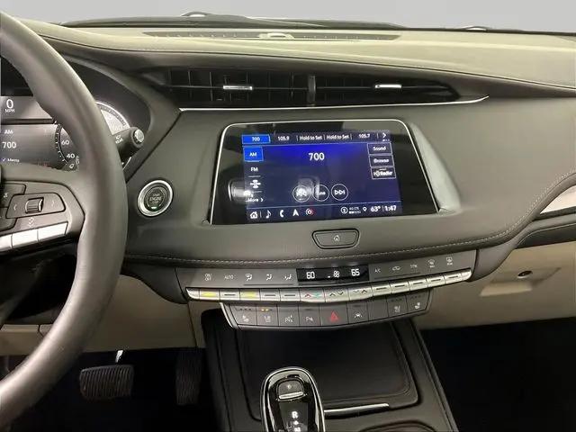 2023 Cadillac XT4 AWD Premium Luxury