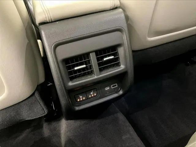 2023 Cadillac XT4 AWD Premium Luxury