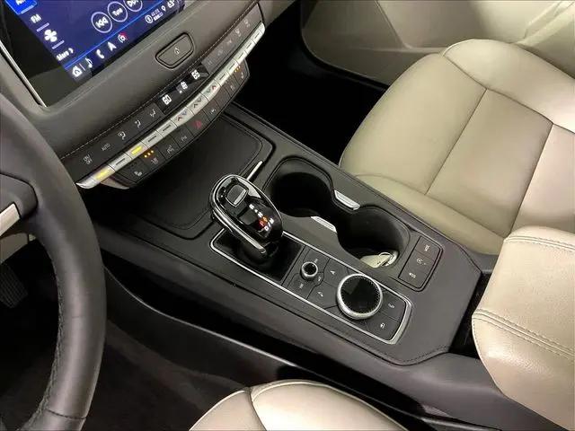 2023 Cadillac XT4 AWD Premium Luxury