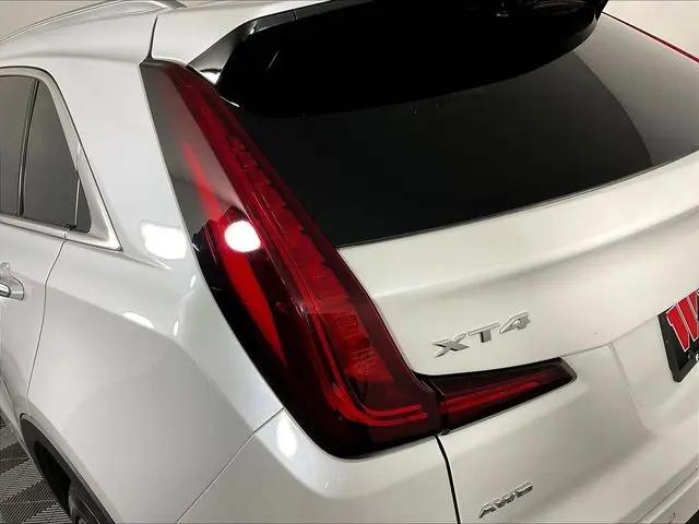 2023 Cadillac XT4 AWD Premium Luxury
