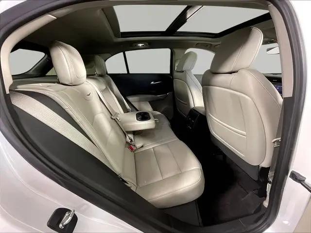 2023 Cadillac XT4 AWD Premium Luxury