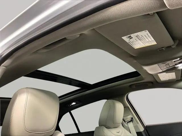 2023 Cadillac XT4 AWD Premium Luxury