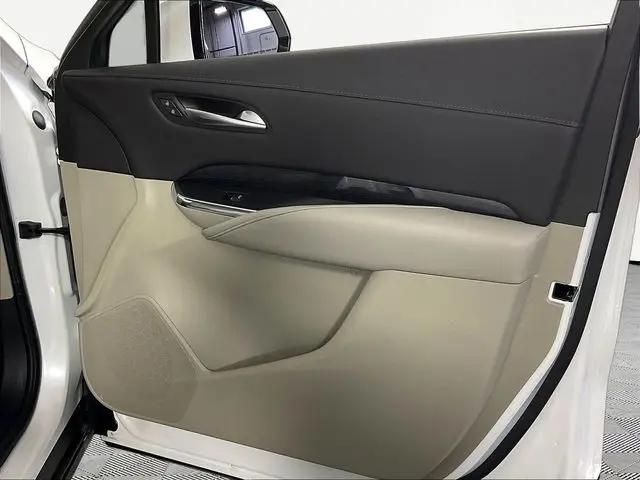 2023 Cadillac XT4 AWD Premium Luxury