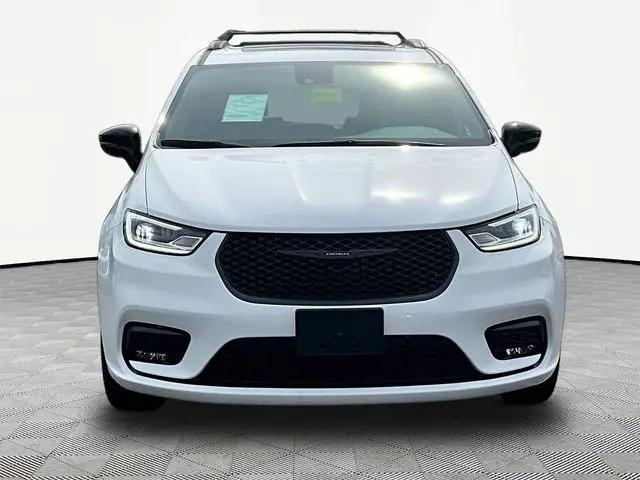2023 Chrysler Pacifica Limited AWD