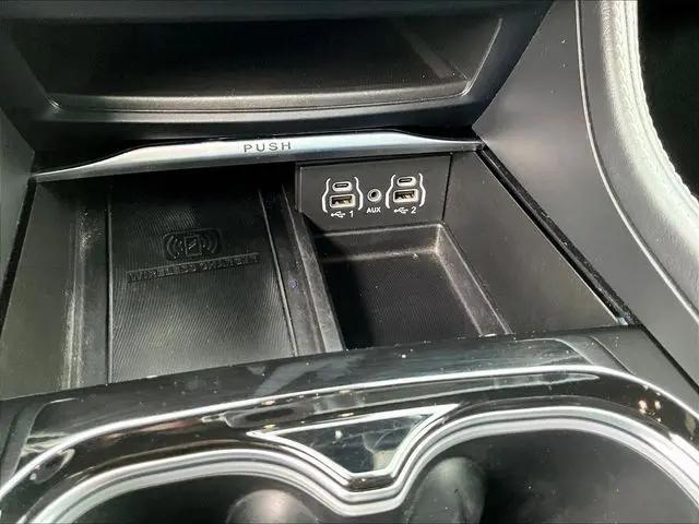 2023 Chrysler Pacifica Limited AWD