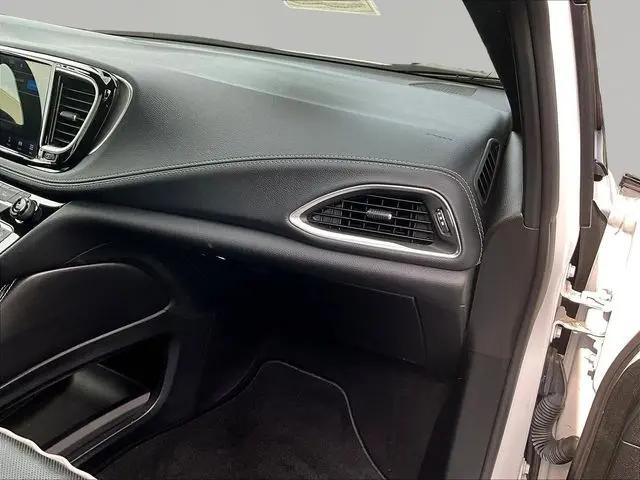 2023 Chrysler Pacifica Limited AWD