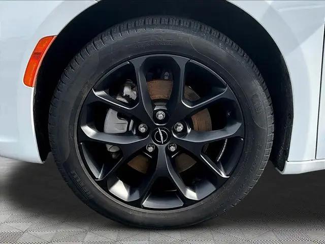 2023 Chrysler Pacifica Limited AWD