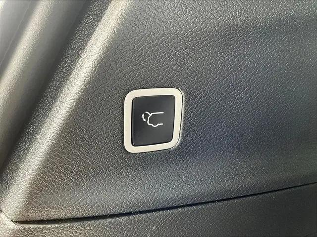 2023 Chrysler Pacifica Limited AWD