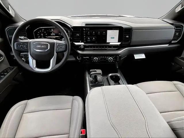 2026 GMC Sierra 1500 Crew Cab, Short Bed, SLT, 4WD