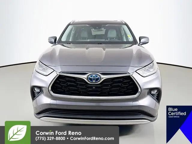 2021 Toyota Highlander Hybrid Platinum