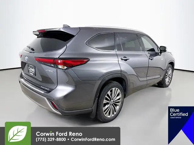 2021 Toyota Highlander Hybrid Platinum
