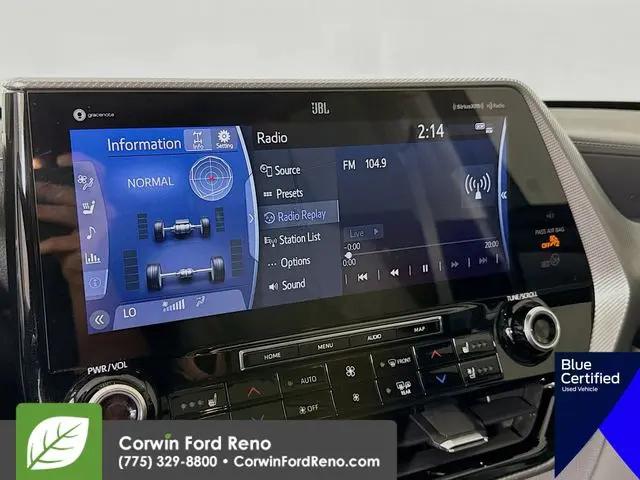 2021 Toyota Highlander Hybrid Platinum