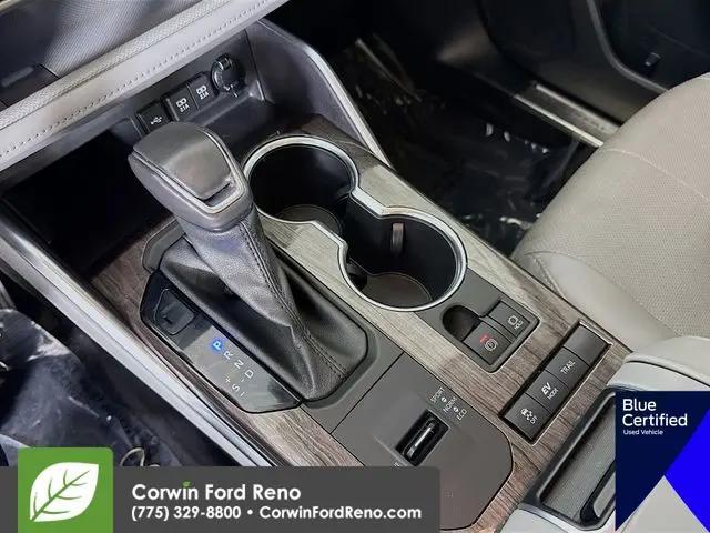2021 Toyota Highlander Hybrid Platinum