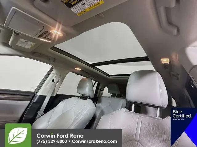 2021 Toyota Highlander Hybrid Platinum